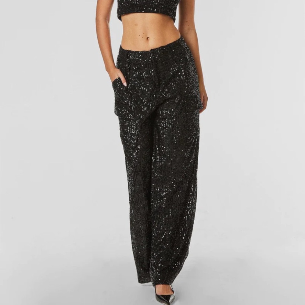 Noli Women’s Sequin Pants NWT